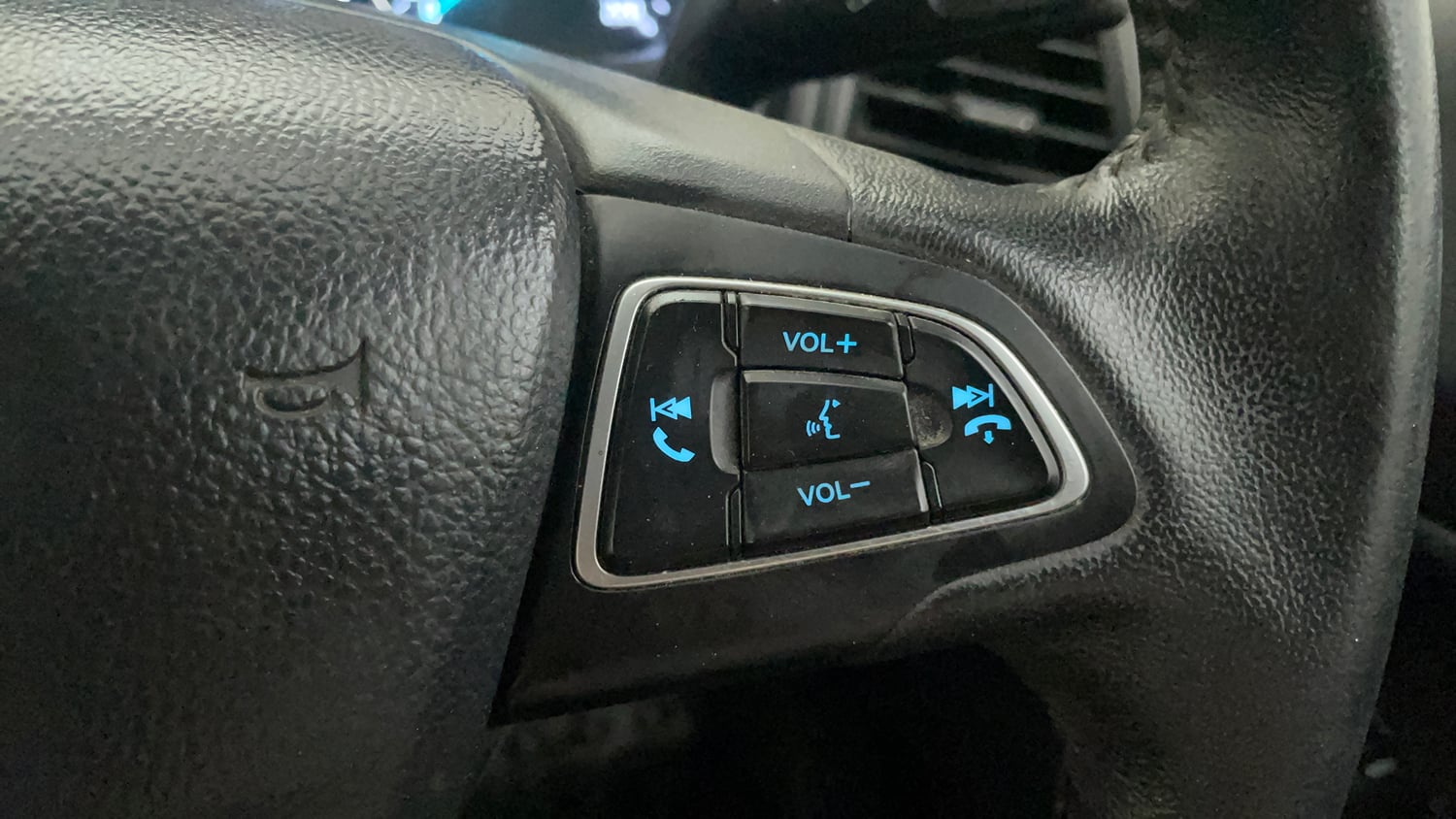 Used 2019 Ford EcoSport Titanium + 1.5L TDCi Diesel Manual top_features Cruise control