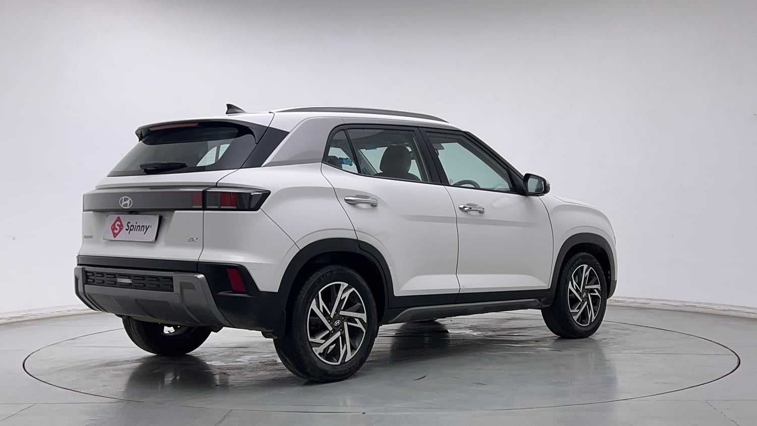 Used 2024 Hyundai Creta 1.5 MPi Petrol MT SX Tech Petrol Manual exterior RIGHT REAR CORNER VIEW