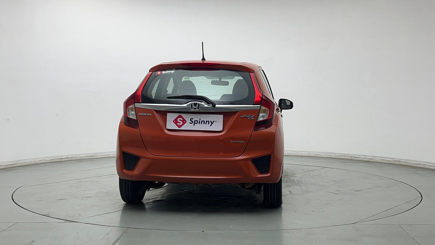 Used 2017 Honda Jazz V AT Petrol Petrol Automatic exterior BACK VIEW