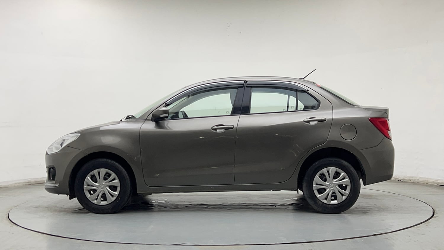 Used 2019 Maruti Suzuki Dzire VXi Petrol Manual exterior LEFT SIDE VIEW