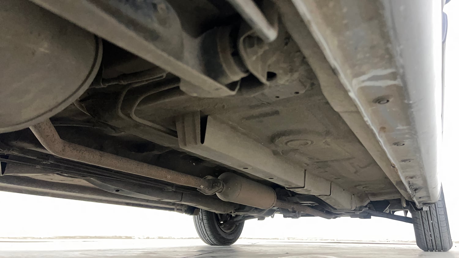 Used 2013 Maruti Suzuki Wagon R LXI CNG Cng Manual extra REAR RIGHT UNDERBODY VIEW