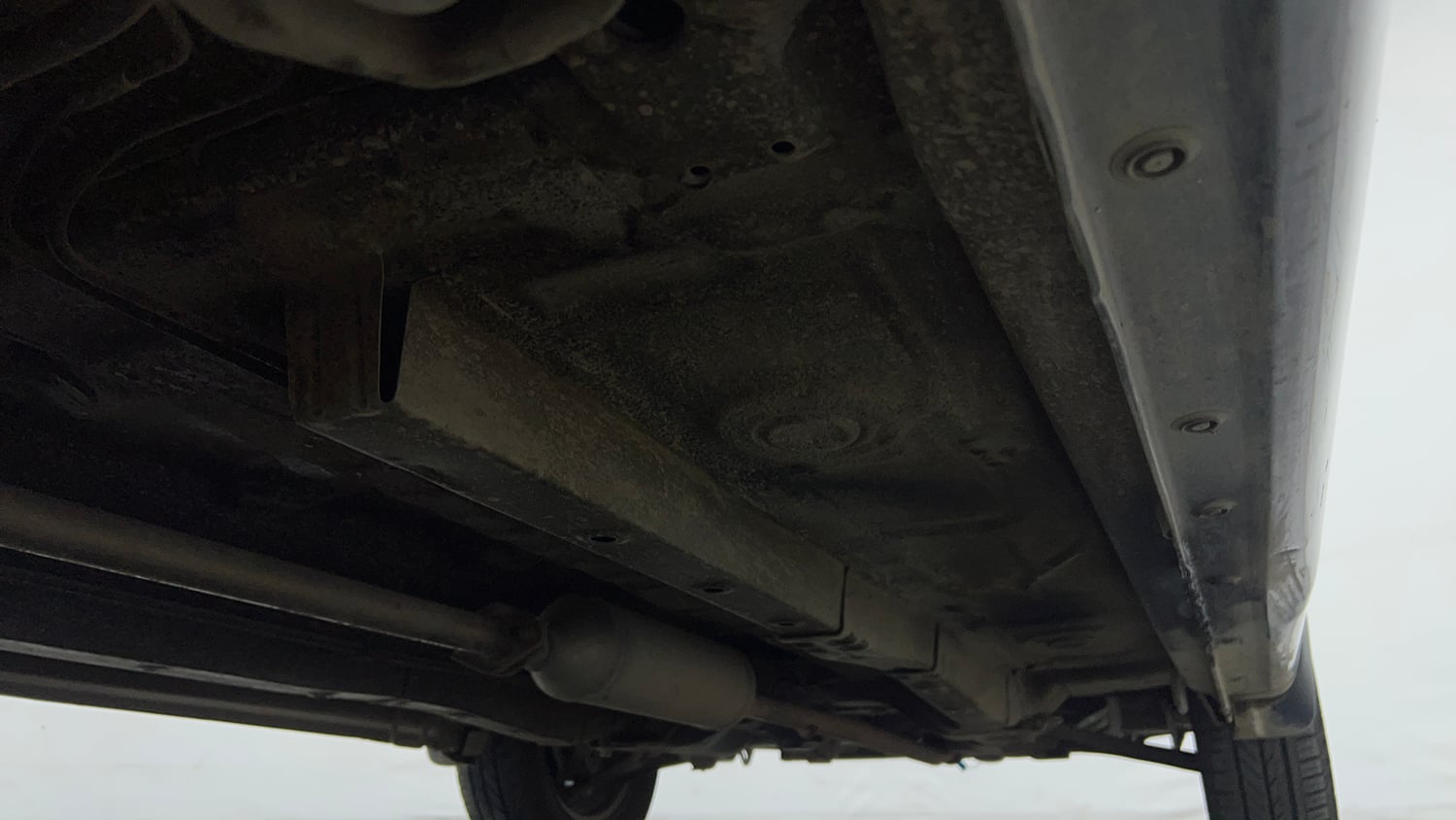 Used 2018 Maruti Suzuki Wagon R VXI Petrol Manual extra REAR RIGHT UNDERBODY VIEW