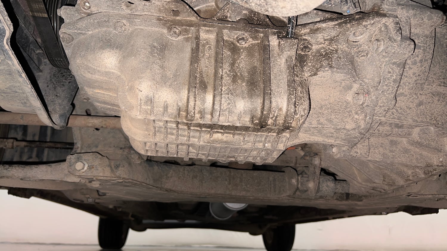 Used 2016 Ford Figo Aspire Titanium 1.2 Ti-VCT Petrol Manual extra FRONT LEFT UNDERBODY VIEW