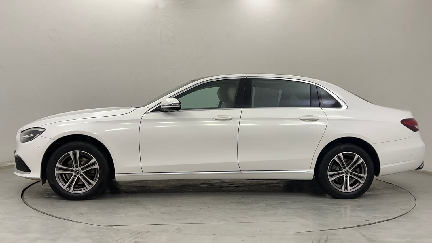 Used 2022 Mercedes-Benz E-Class E 220d Exclusive Diesel Automatic exterior LEFT SIDE VIEW