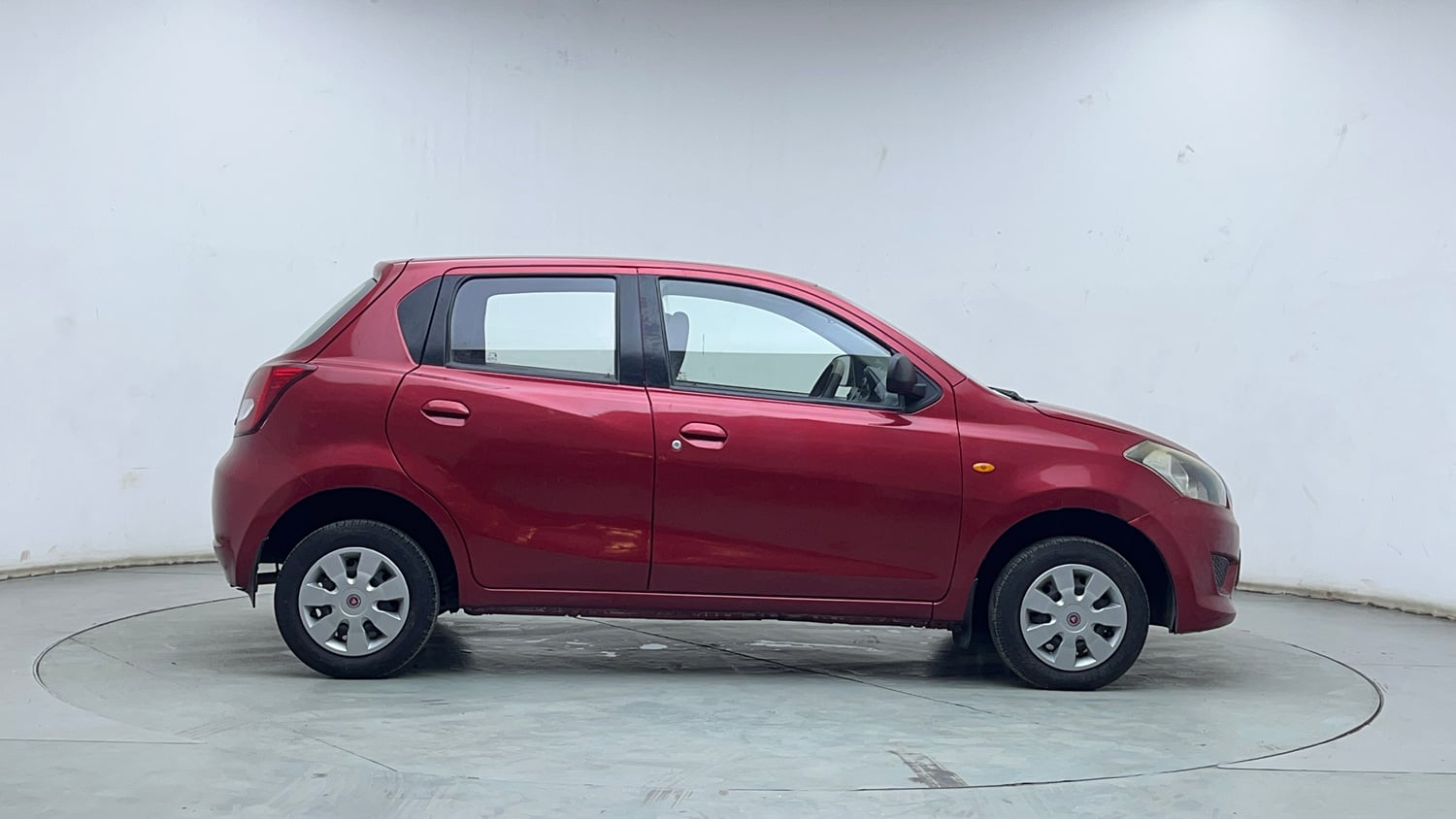 Used 2016 Datsun GO T Petrol Manual exterior RIGHT SIDE VIEW