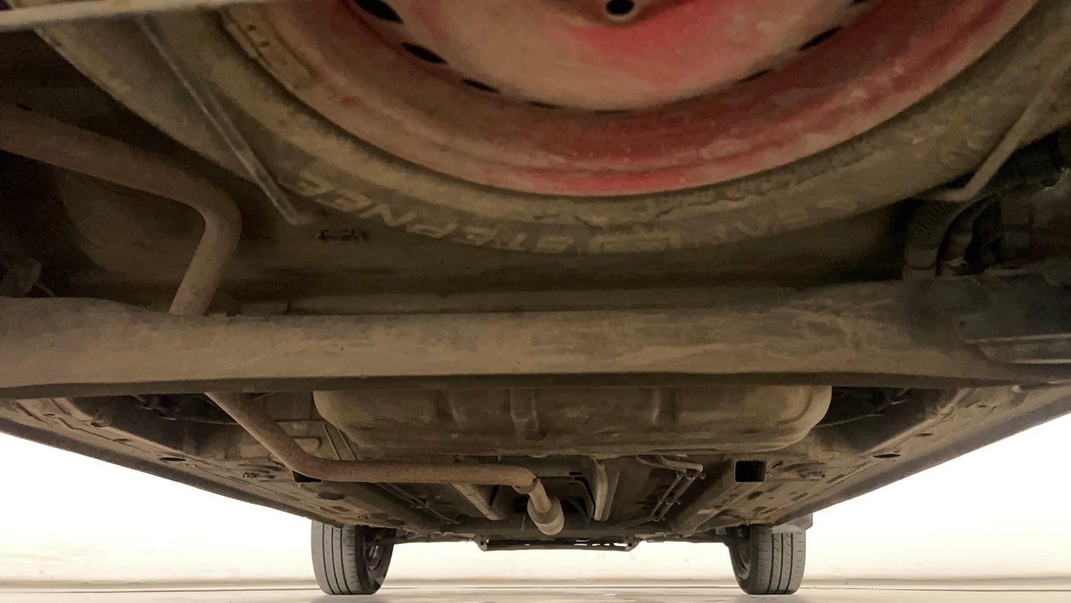 Used 2022 Renault Triber RXZ Petrol Manual extra REAR UNDERBODY VIEW (TAKEN FROM REAR)