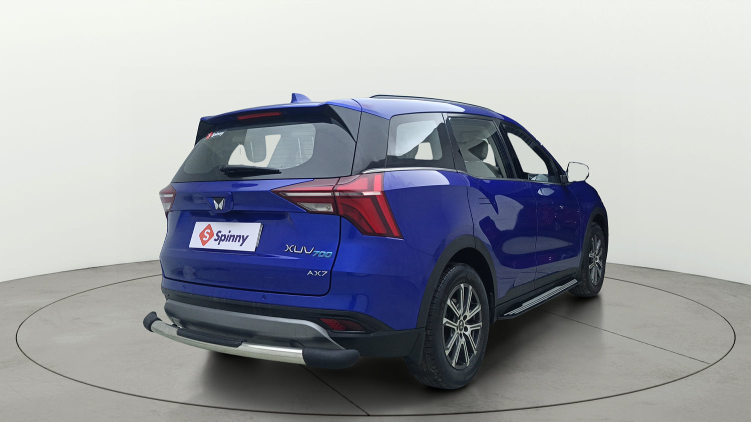 Used 2022 Mahindra XUV700 AX 7 Petrol AT 7 STR Petrol Automatic exterior RIGHT REAR CORNER VIEW