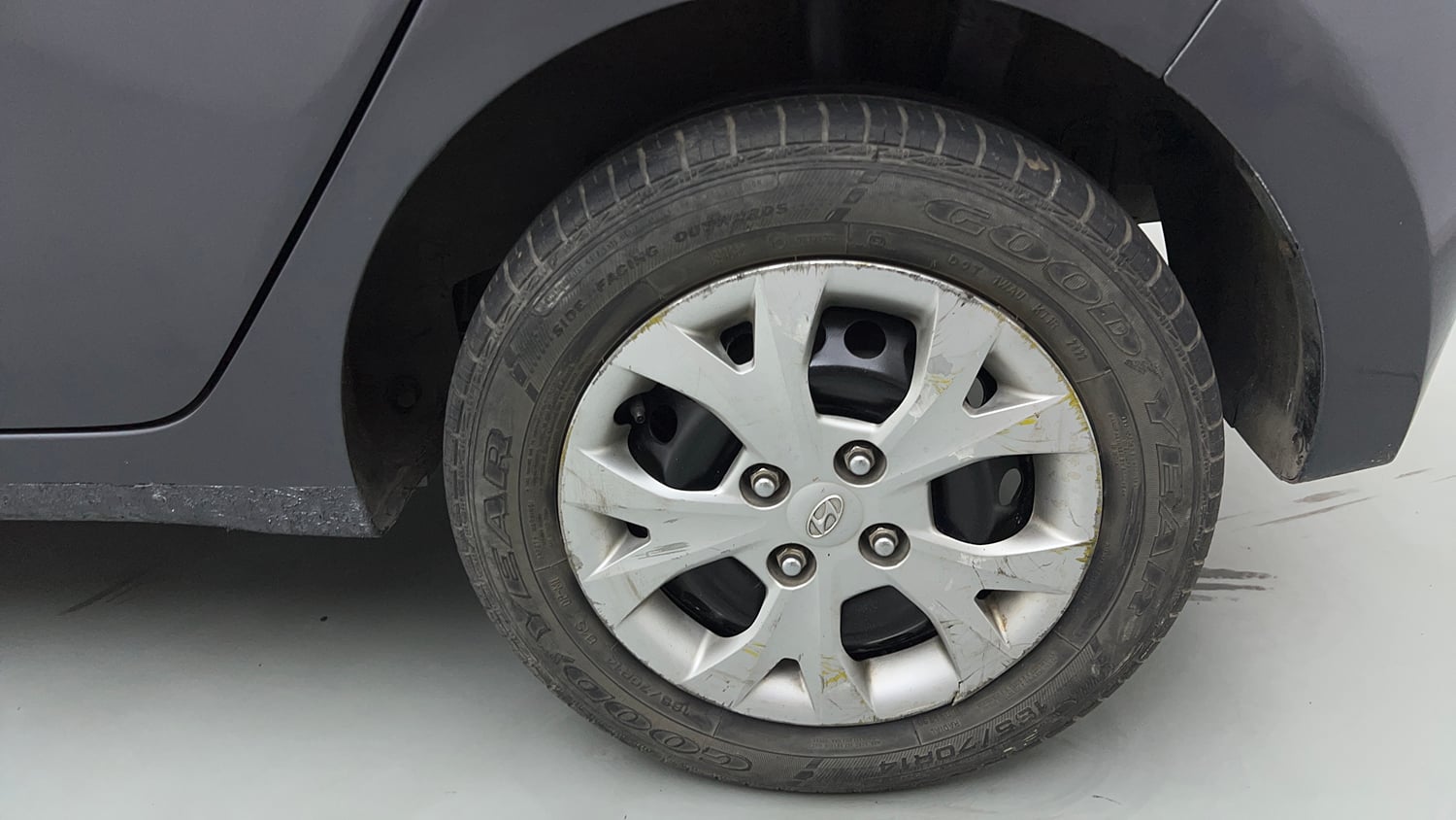 Used 2015 Hyundai Grand i10 Magna 1.2 Kappa VTVT Petrol Manual tyres LEFT REAR TYRE RIM VIEW