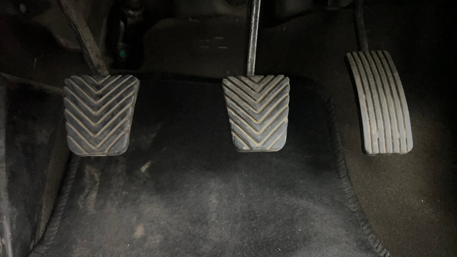 Used 2012 Hyundai i20 Sportz 1.2 BS-IV Petrol Manual interior PEDALS VIEW