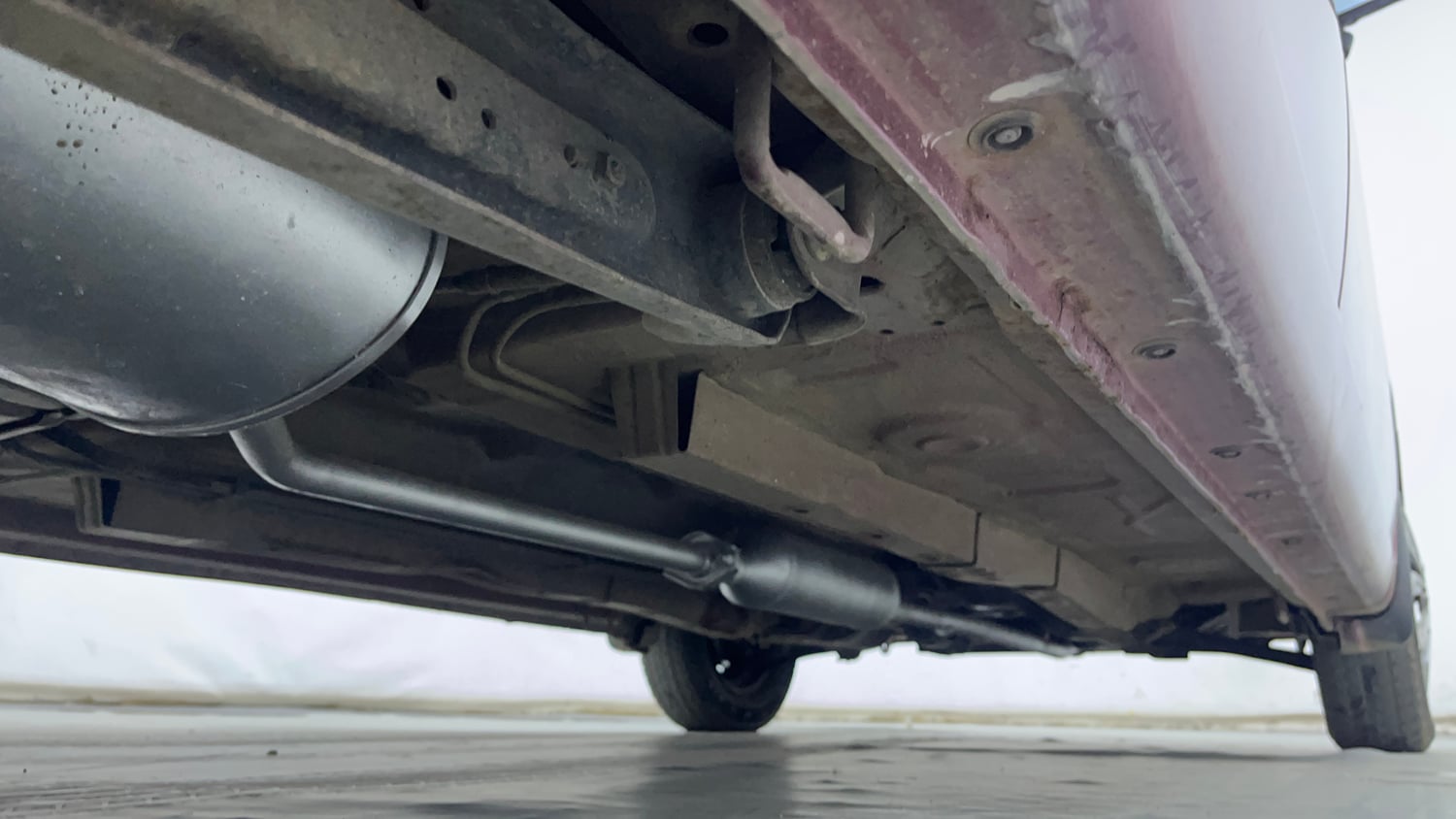 Used 2012 Maruti Suzuki Wagon R 1.0 LXi CNG Cng Manual extra REAR RIGHT UNDERBODY VIEW
