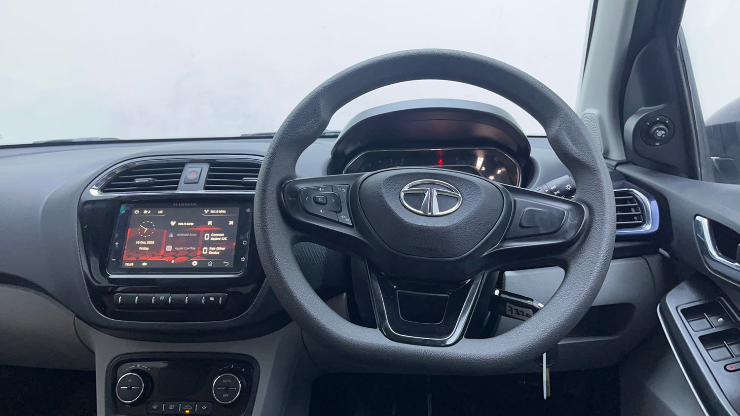 Used 2021 Tata Tiago XZ Plus Petrol Manual interior STEERING VIEW