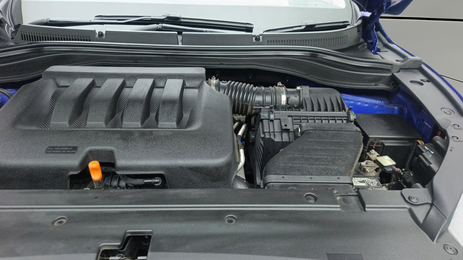 Used 2022 Mahindra XUV700 AX 7 Petrol AT 7 STR Petrol Automatic engine ENGINE LEFT SIDE VIEW