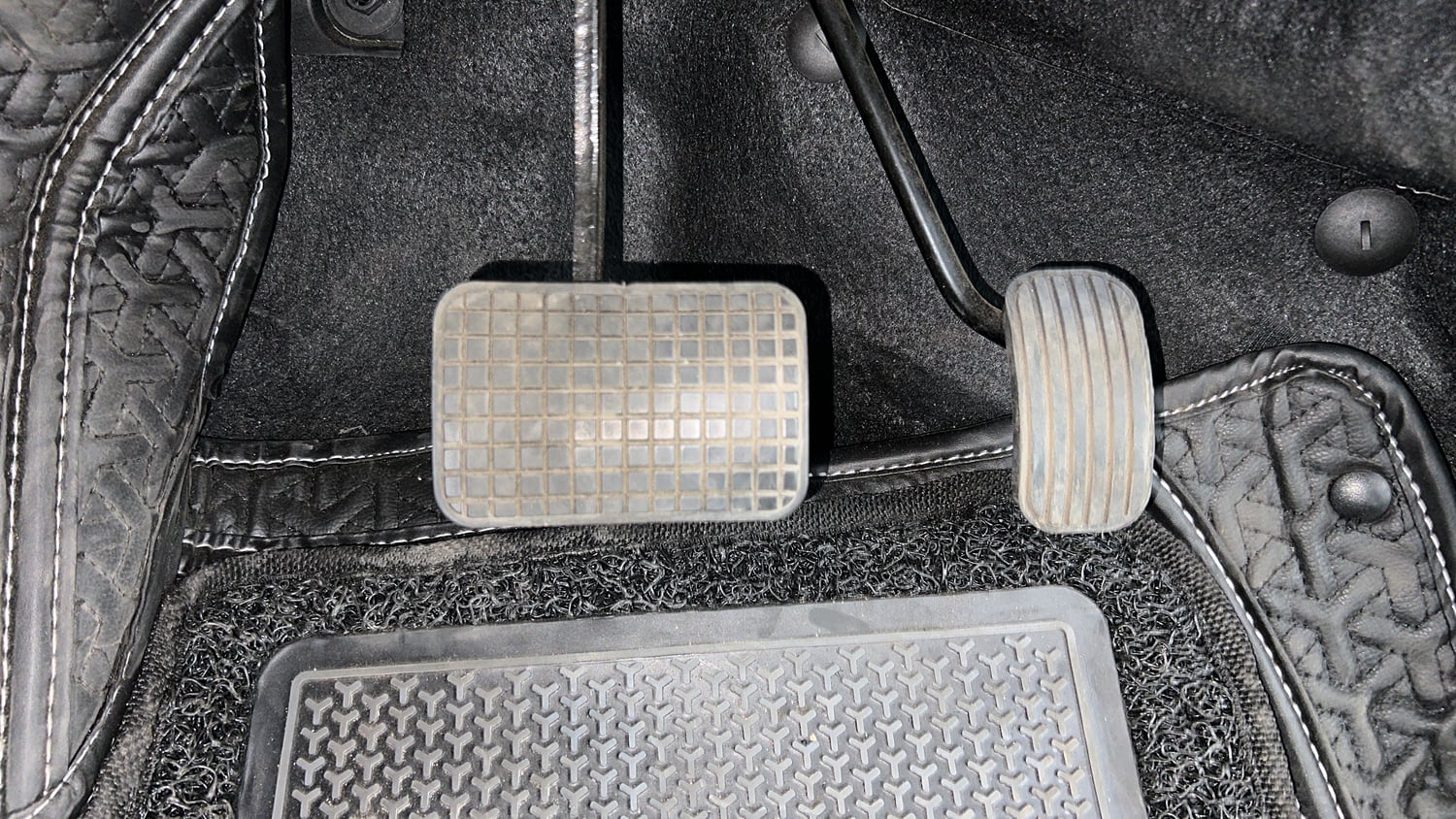 Used 2025 Tata Tiago XZA Petrol Automatic interior PEDALS VIEW