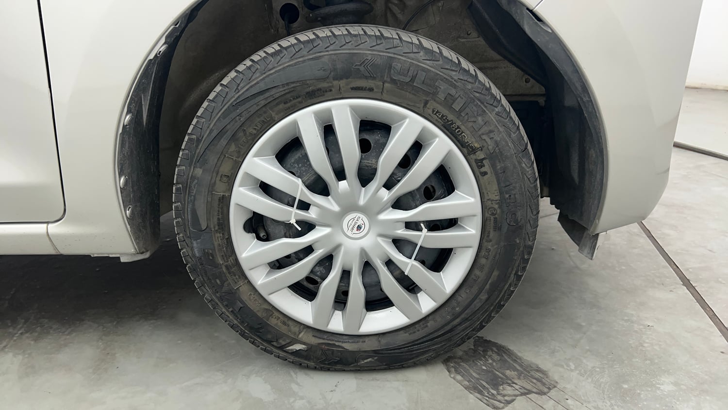 Used 2023 Maruti Suzuki Alto K10 VXi AGS Petrol Automatic tyres RIGHT FRONT TYRE RIM VIEW