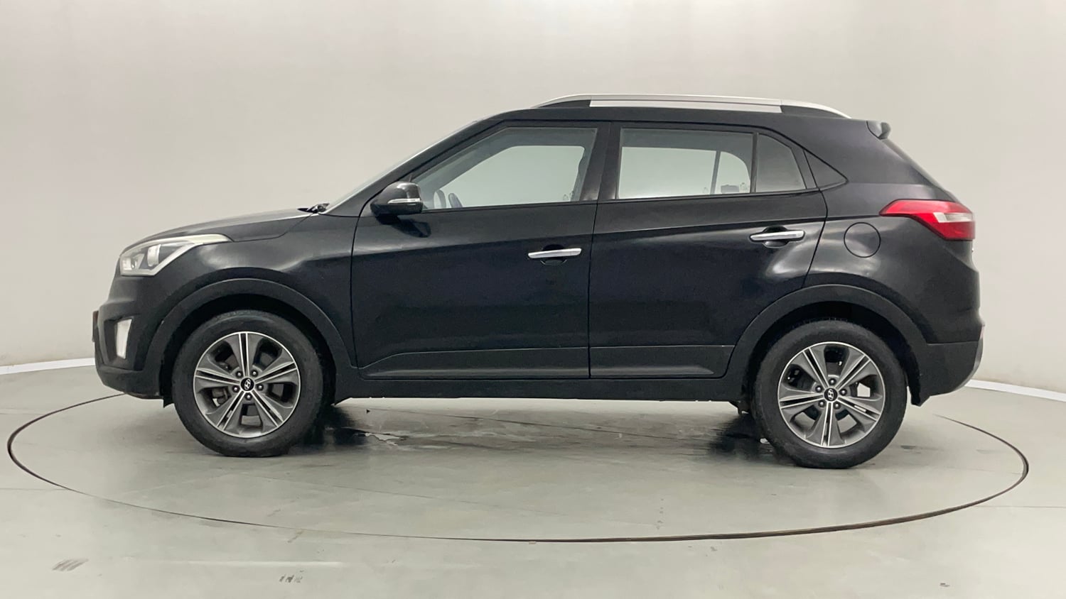 Used 2016 Hyundai Creta 1.6 SX Plus AT Petrol Petrol Automatic exterior LEFT SIDE VIEW