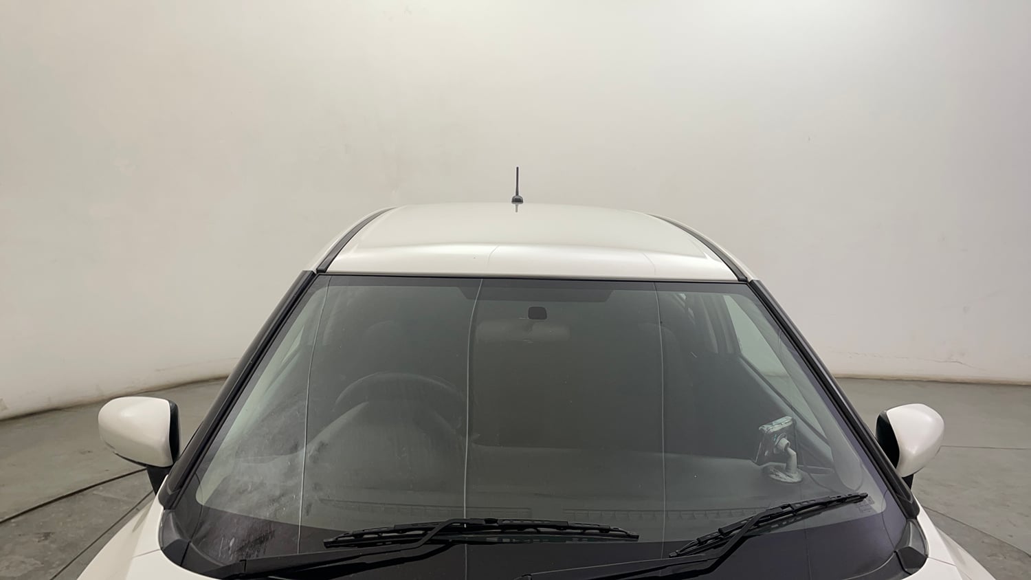 Used 2017 Maruti Suzuki Baleno Delta 1.2 Petrol Manual exterior FRONT WINDSHIELD VIEW