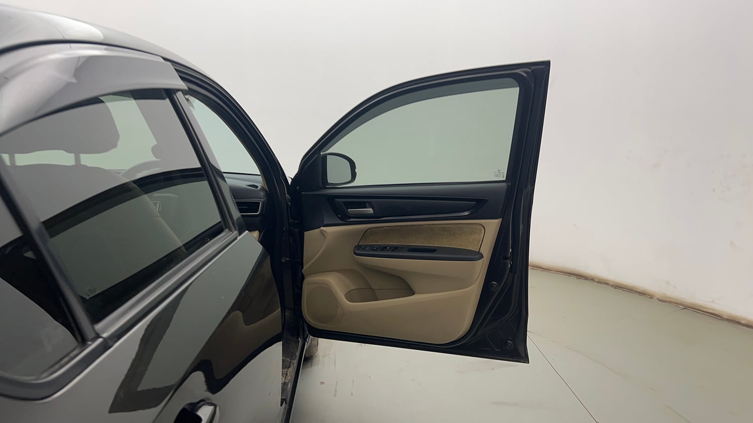Used 2018 Honda Amaze 1.2 VX MT Petrol Petrol Manual interior RIGHT FRONT DOOR OPEN VIEW