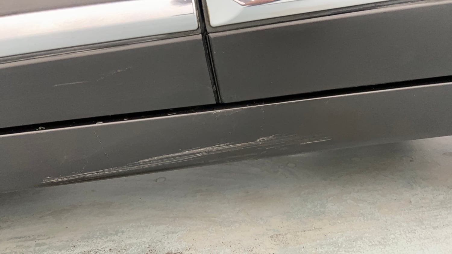 Used 2022 maruti-suzuki Vitara Brezza ZXi Petrol Manual dents MINOR SCRATCH