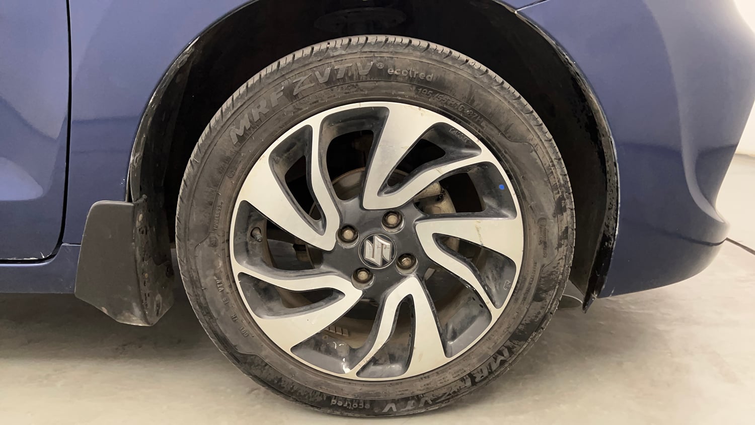 Used 2019 Maruti Suzuki Baleno Alpha Automatic Petrol Automatic tyres RIGHT FRONT TYRE RIM VIEW