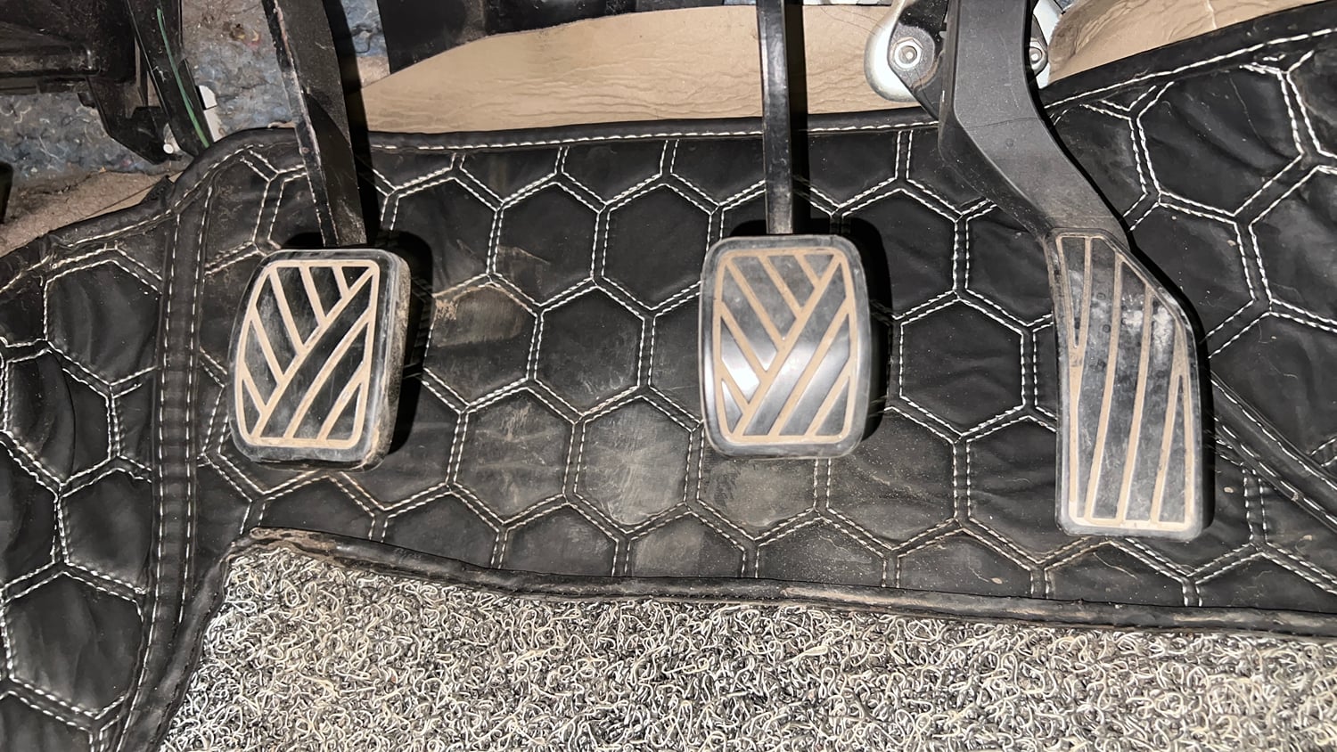 Used 2012 Maruti Suzuki Swift Dzire VXI Petrol Manual interior PEDALS VIEW