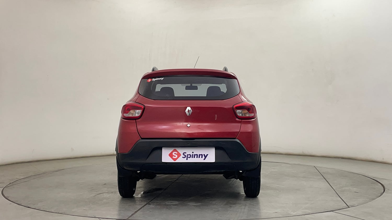 Used 2015 Renault Kwid RXT Petrol Manual exterior BACK VIEW