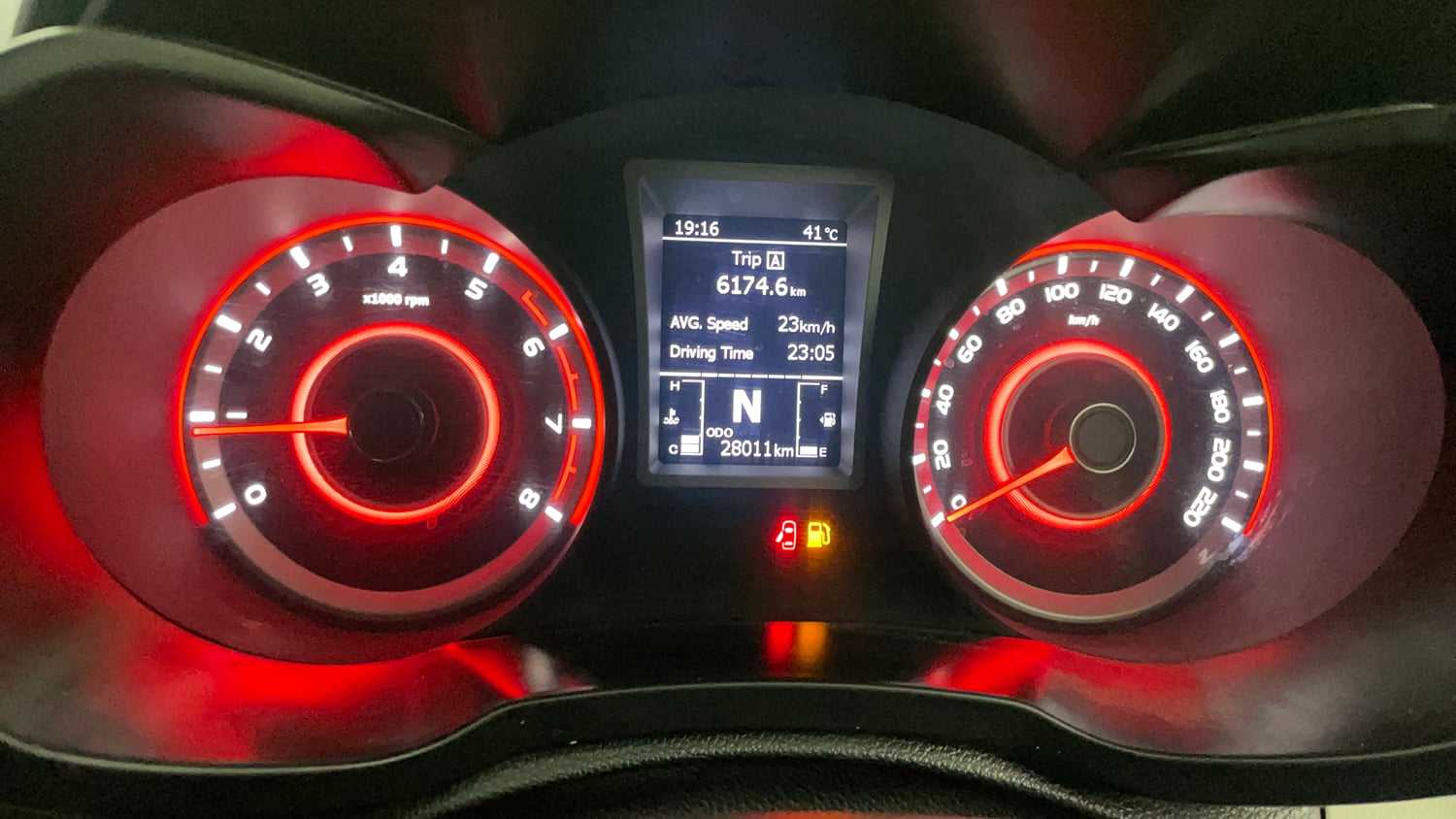 Used 2021 Mahindra XUV 300 W8 1.2 Petrol Petrol Manual interior CLUSTERMETER VIEW