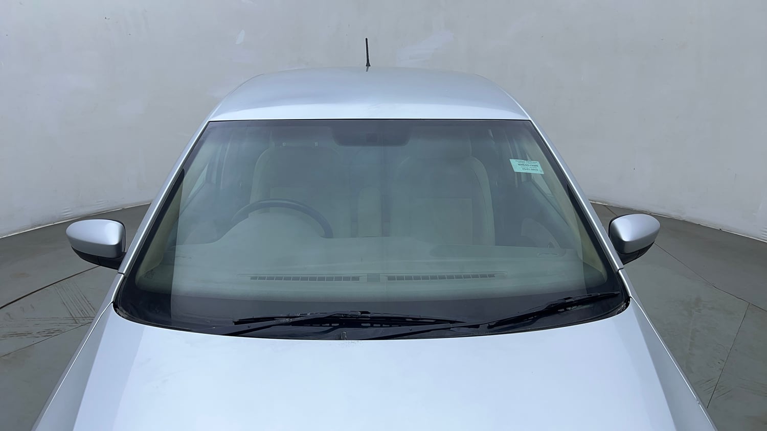 Used 2014 Volkswagen Vento Highline Petrol Petrol Manual exterior FRONT WINDSHIELD VIEW