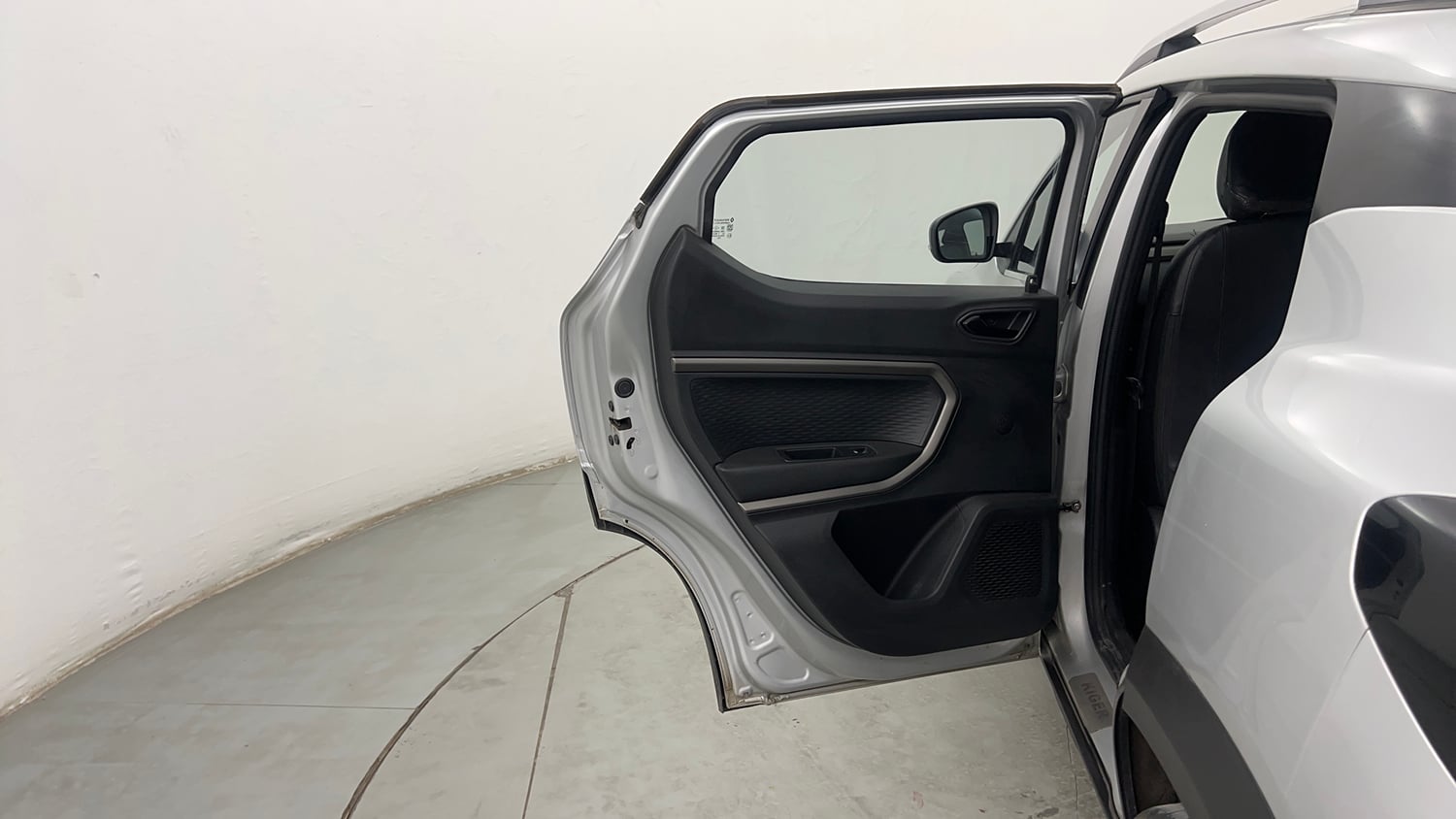 Used 2021 Renault Kiger RXZ MT Petrol Manual interior LEFT REAR DOOR OPEN VIEW