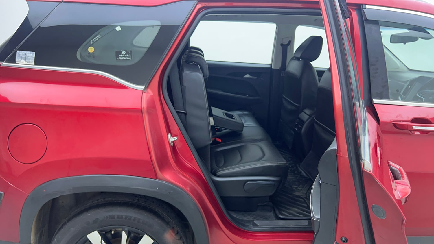 Used 2020 MG Motors Hector Sharp 1.5 DCT Petrol Petrol Automatic interior RIGHT SIDE REAR DOOR CABIN VIEW