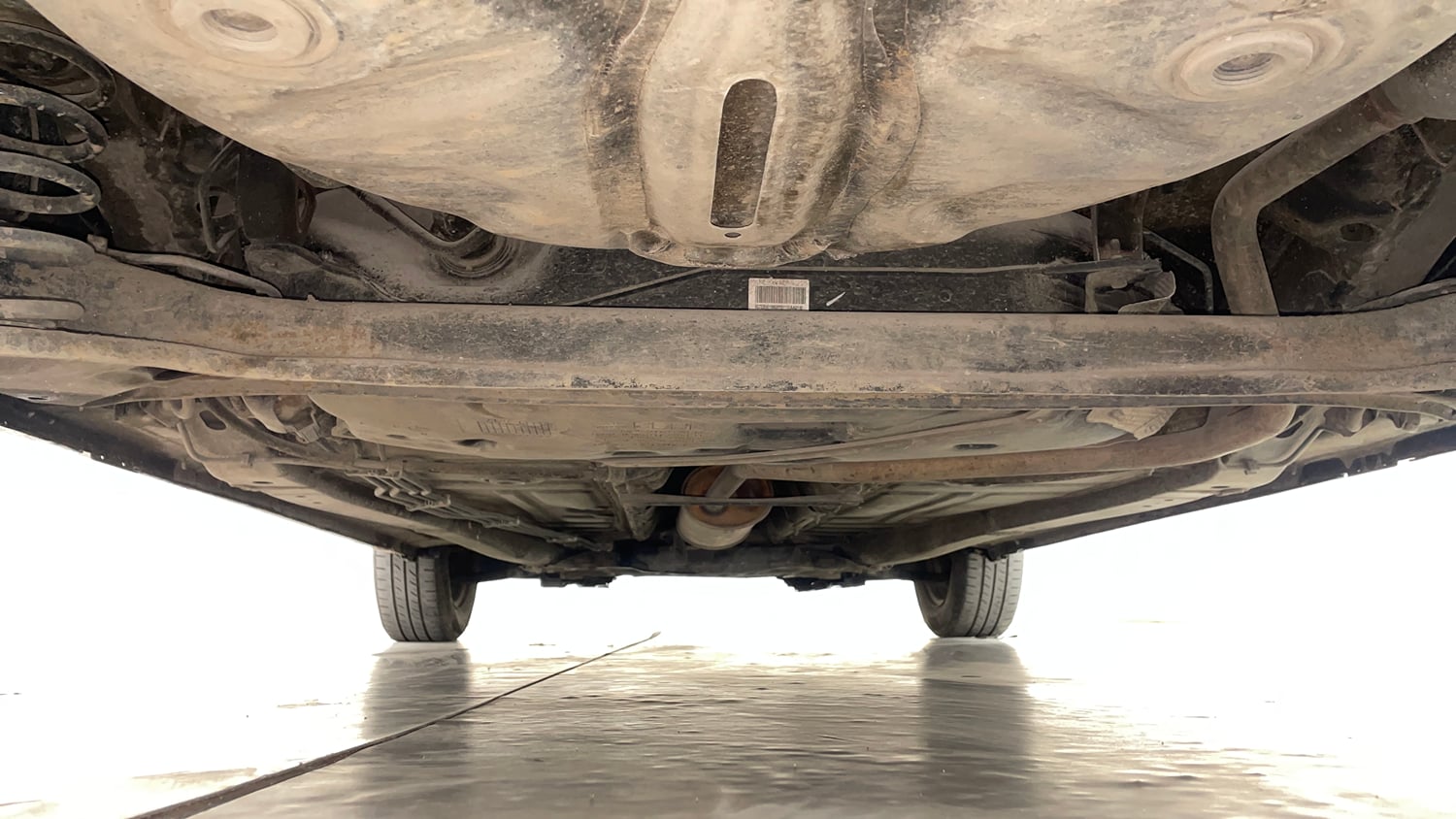 Used 2017 Maruti Suzuki Baleno Delta 1.2 Petrol Manual extra REAR UNDERBODY VIEW (TAKEN FROM REAR)