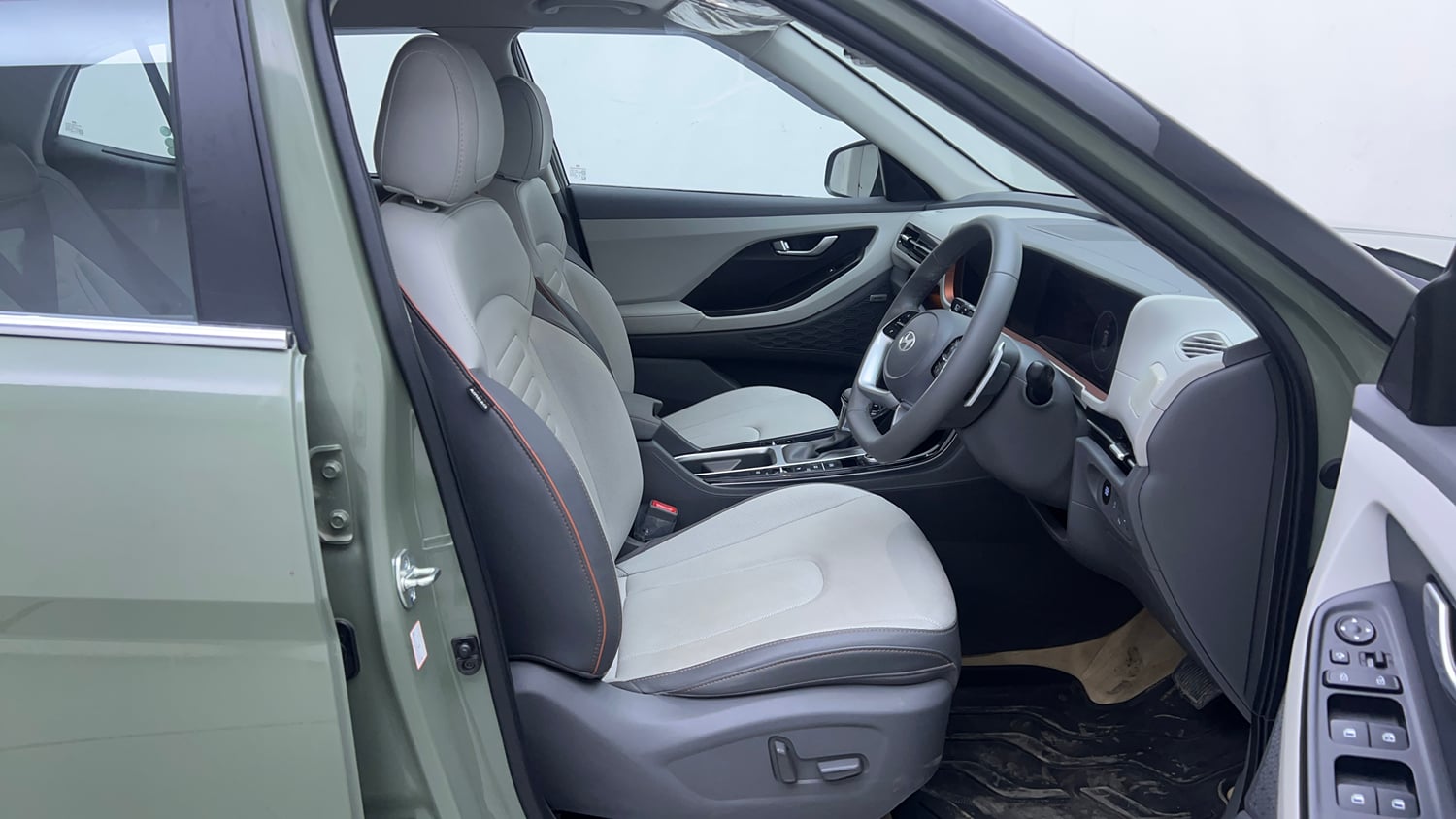 Used 2025 Hyundai Creta 1.5 MPi Petrol IVT SX(O) Petrol Automatic interior RIGHT SIDE FRONT DOOR CABIN VIEW