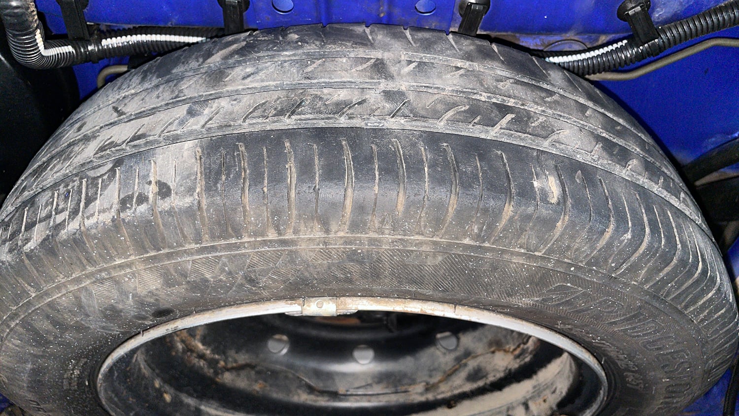 Used 2016 Tata Nano Twist XTA Petrol Automatic tyres SPARE TYRE VIEW
