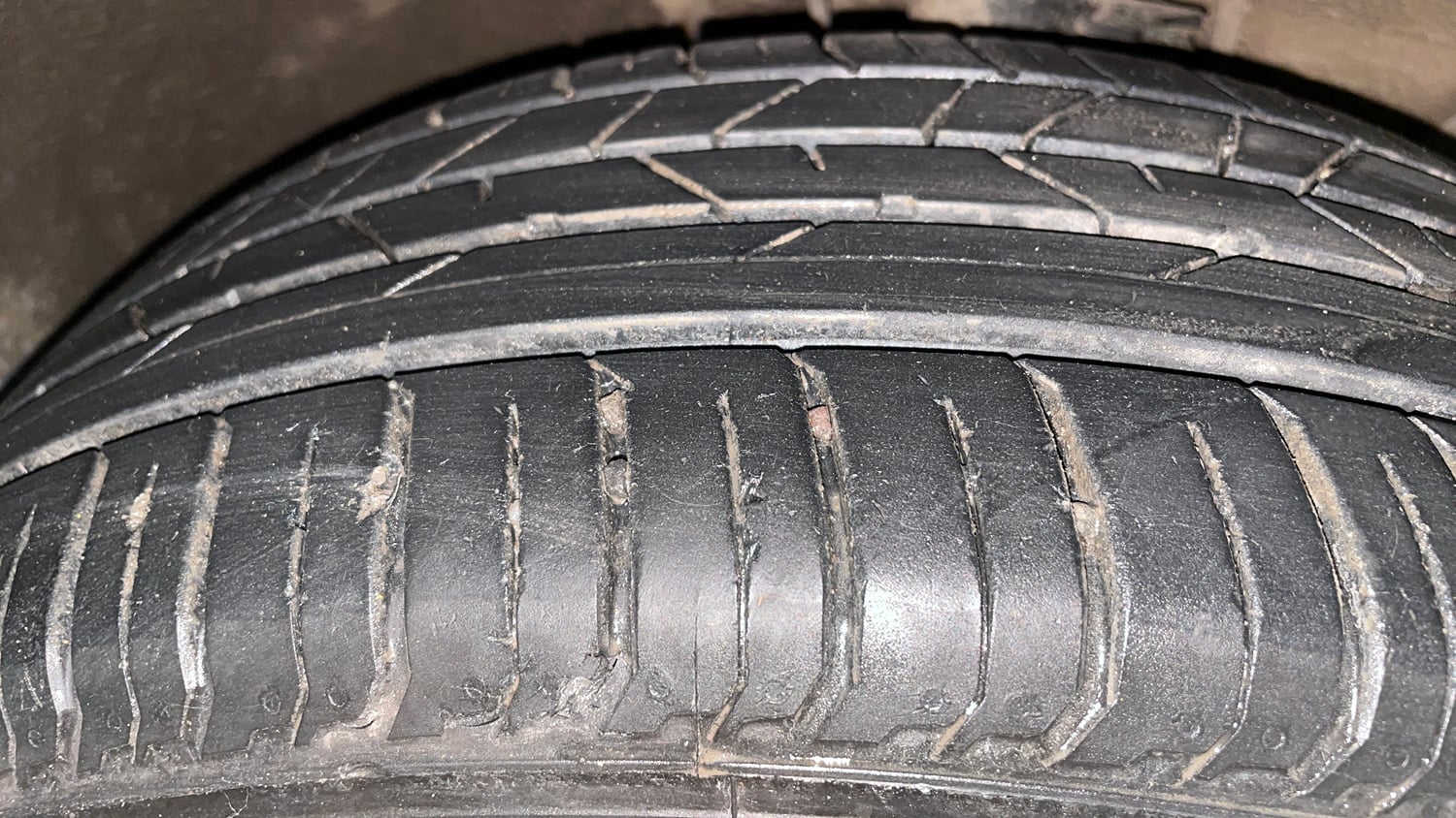 Used 2016 Hyundai i20 Active 1.2 SX Petrol Manual tyres RIGHT FRONT TYRE TREAD VIEW