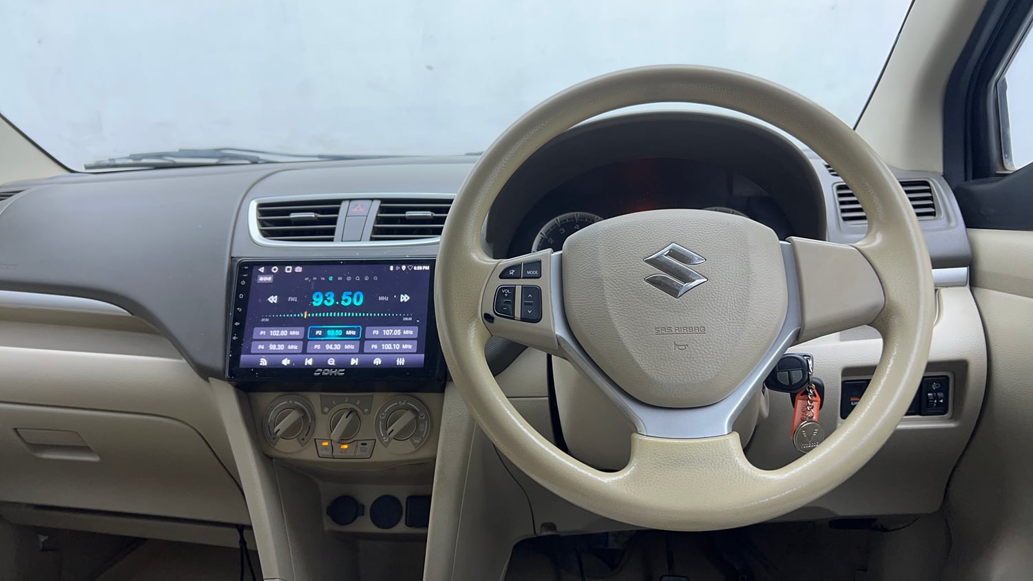 Used 2015 Maruti Suzuki Ertiga ZXi Petrol Manual interior STEERING VIEW