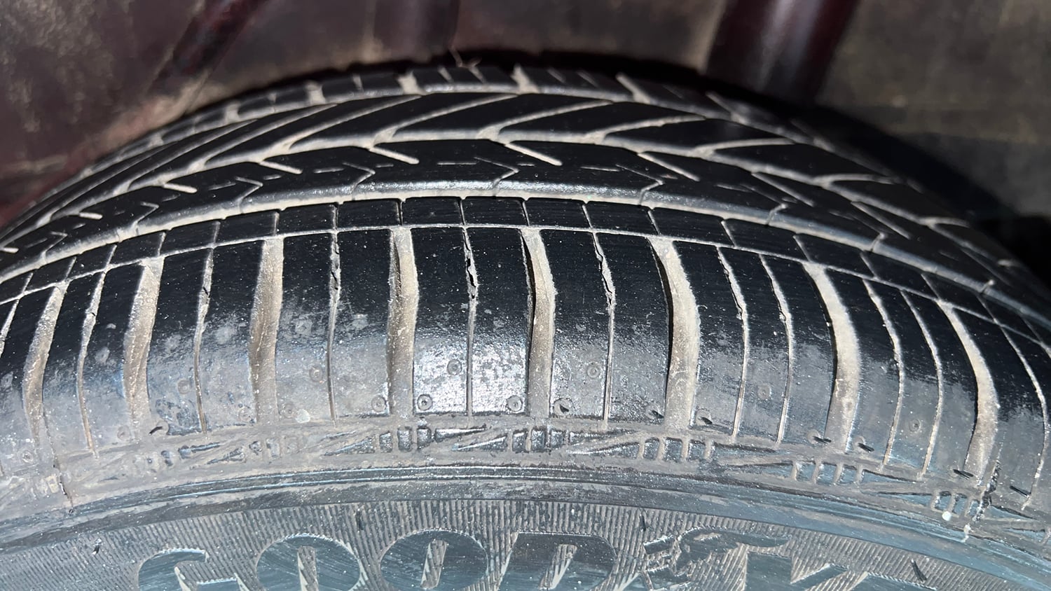 Used 2016 Honda Brio S MT Petrol Manual tyres LEFT REAR TYRE TREAD VIEW