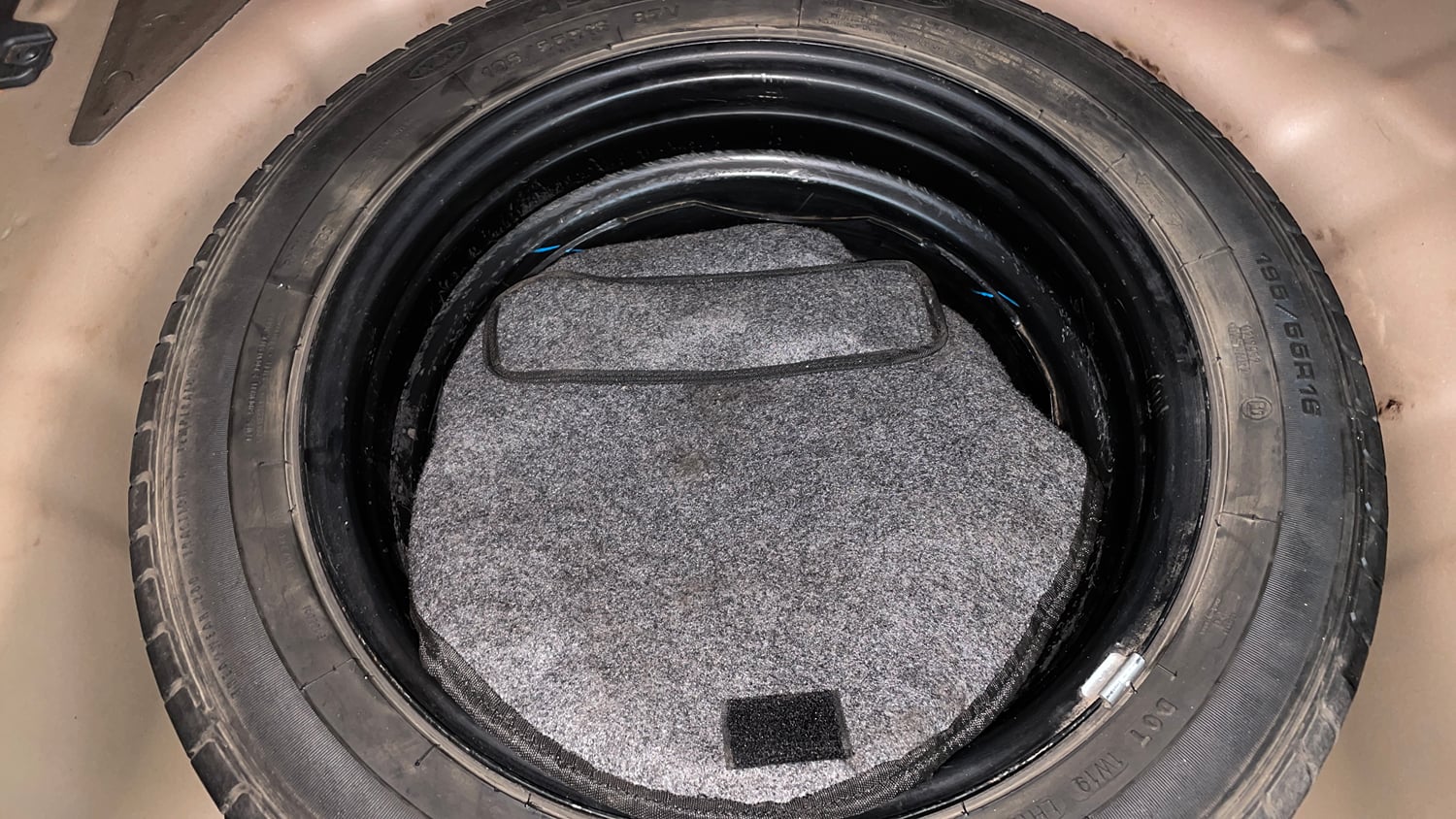 Used 2016 Hyundai i20 Active 1.2 SX Petrol Manual tyres SPARE TYRE VIEW