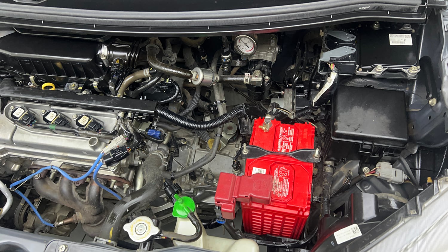 Used 2022 Maruti Suzuki Wagon R LXi (O) 1.0 CNG Cng Manual engine ENGINE LEFT SIDE VIEW