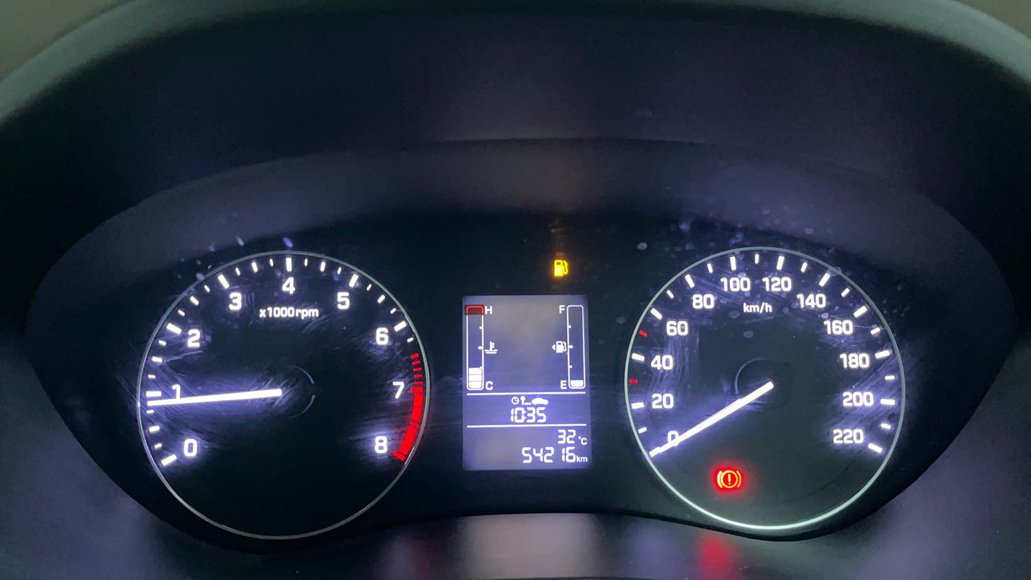 Used 2015 Hyundai Elite i20 Magna 1.2 Petrol Manual interior CLUSTERMETER VIEW