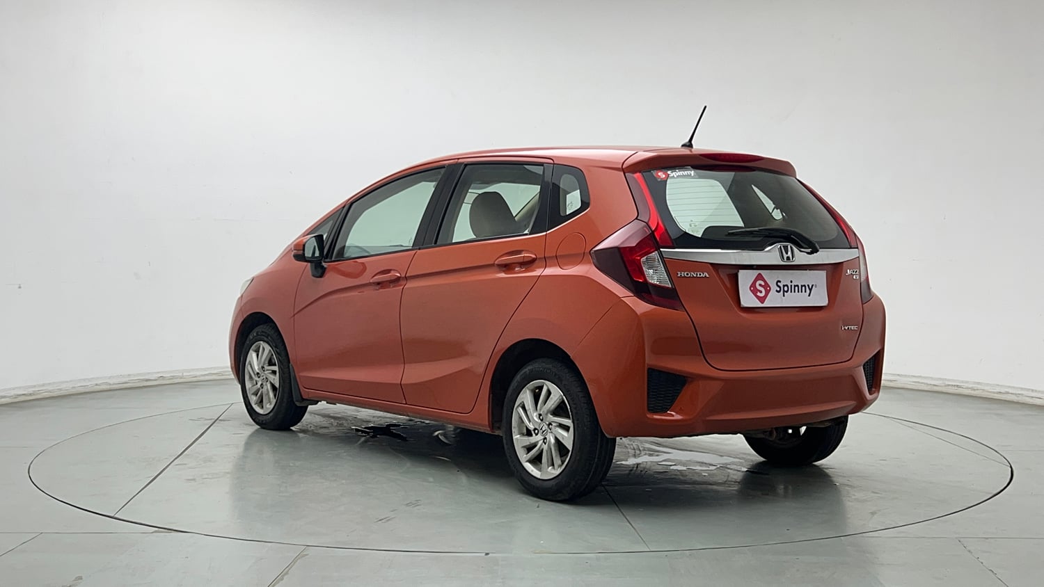 Used 2017 Honda Jazz V AT Petrol Petrol Automatic exterior LEFT REAR CORNER VIEW