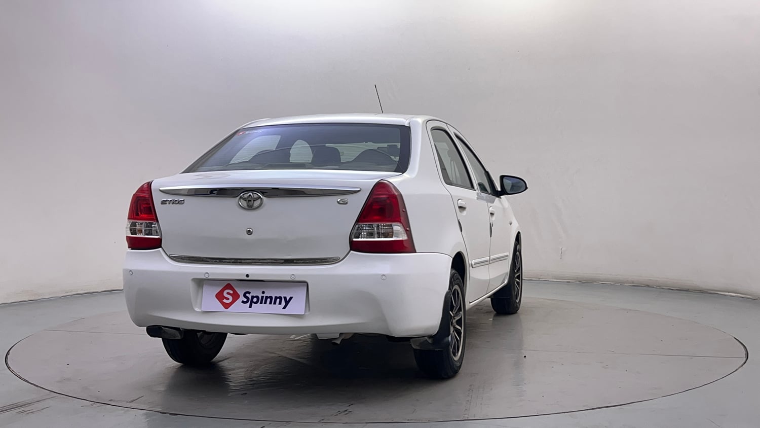 Used 2014 Toyota Etios G Petrol Manual exterior RIGHT REAR CORNER VIEW