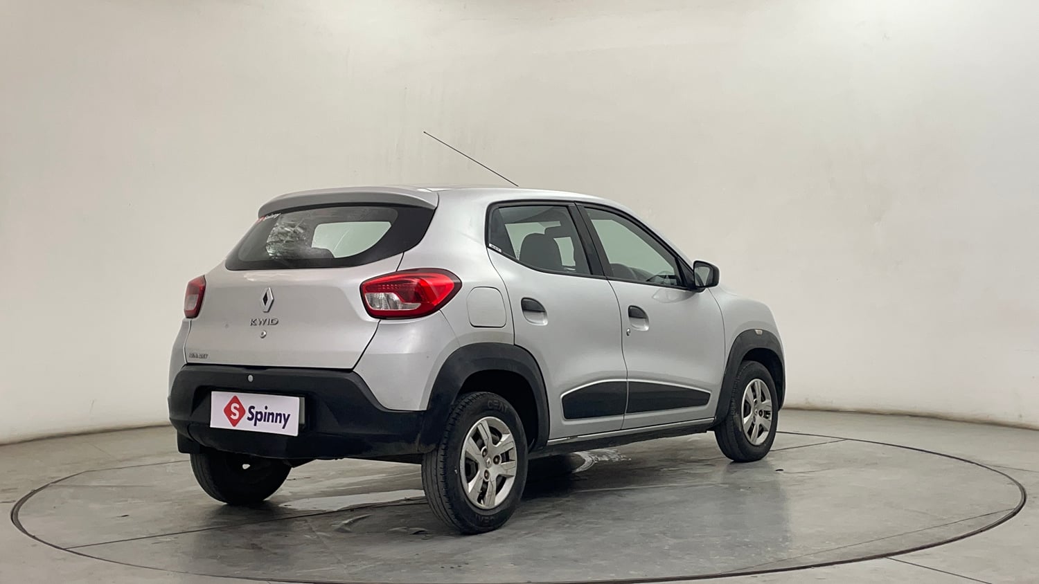 Used 2017 Renault Kwid RXT Petrol Manual exterior RIGHT REAR CORNER VIEW