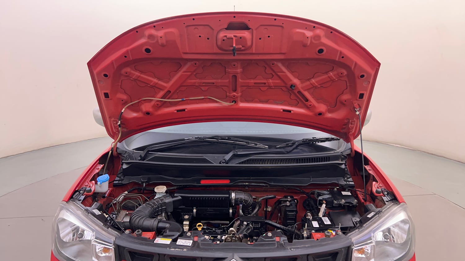 Used 2021 Maruti Suzuki S-Presso VXi Plus Petrol Manual engine ENGINE & BONNET OPEN FRONT VIEW