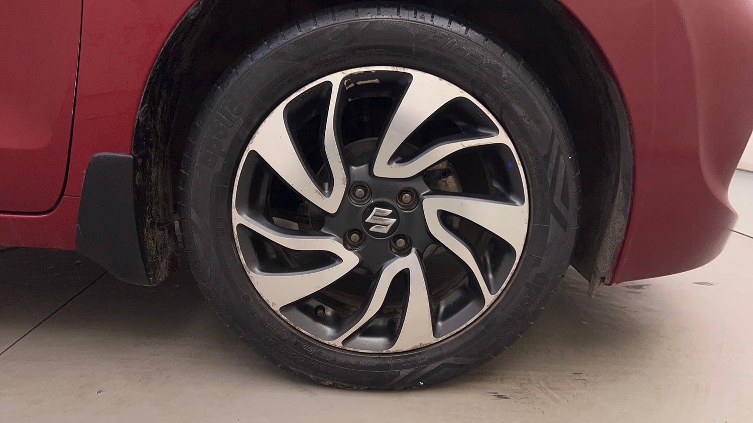 Used 2020 Maruti Suzuki Baleno Zeta Automatic Petrol Automatic tyres RIGHT FRONT TYRE RIM VIEW