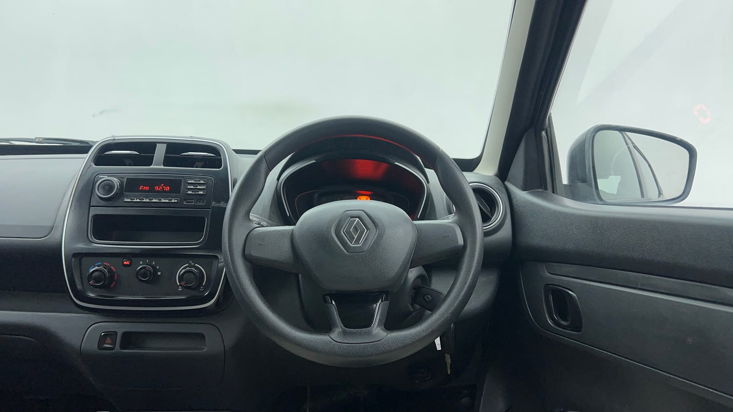 Used 2016 Renault Kwid RXL Petrol Manual interior STEERING VIEW