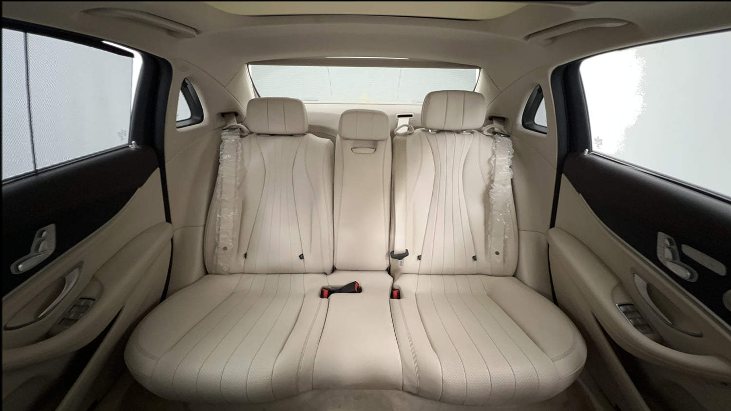 Used 2022 Mercedes-Benz E-Class E 220d Exclusive Diesel Automatic interior REAR SEAT CONDITION VIEW