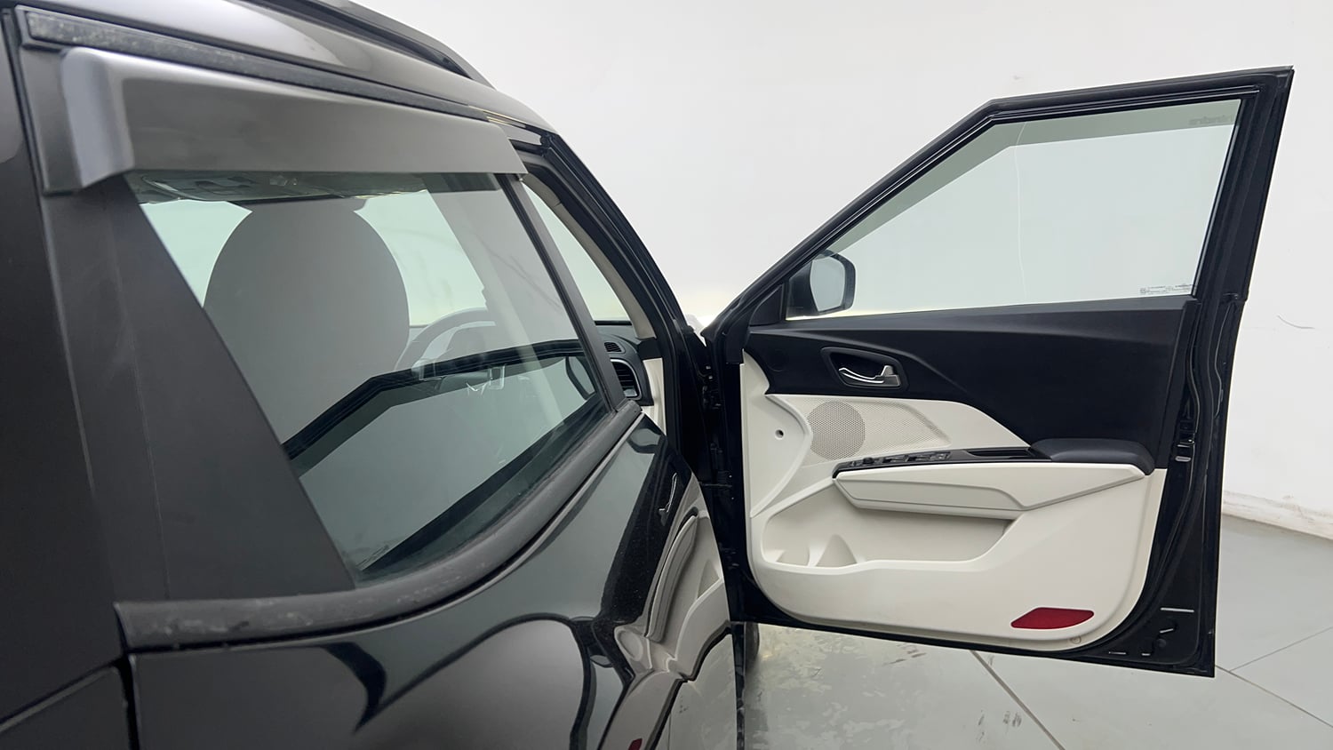 Used 2024 Mahindra XUV 3XO AX5 1.2 Petrol Petrol Manual interior RIGHT FRONT DOOR OPEN VIEW