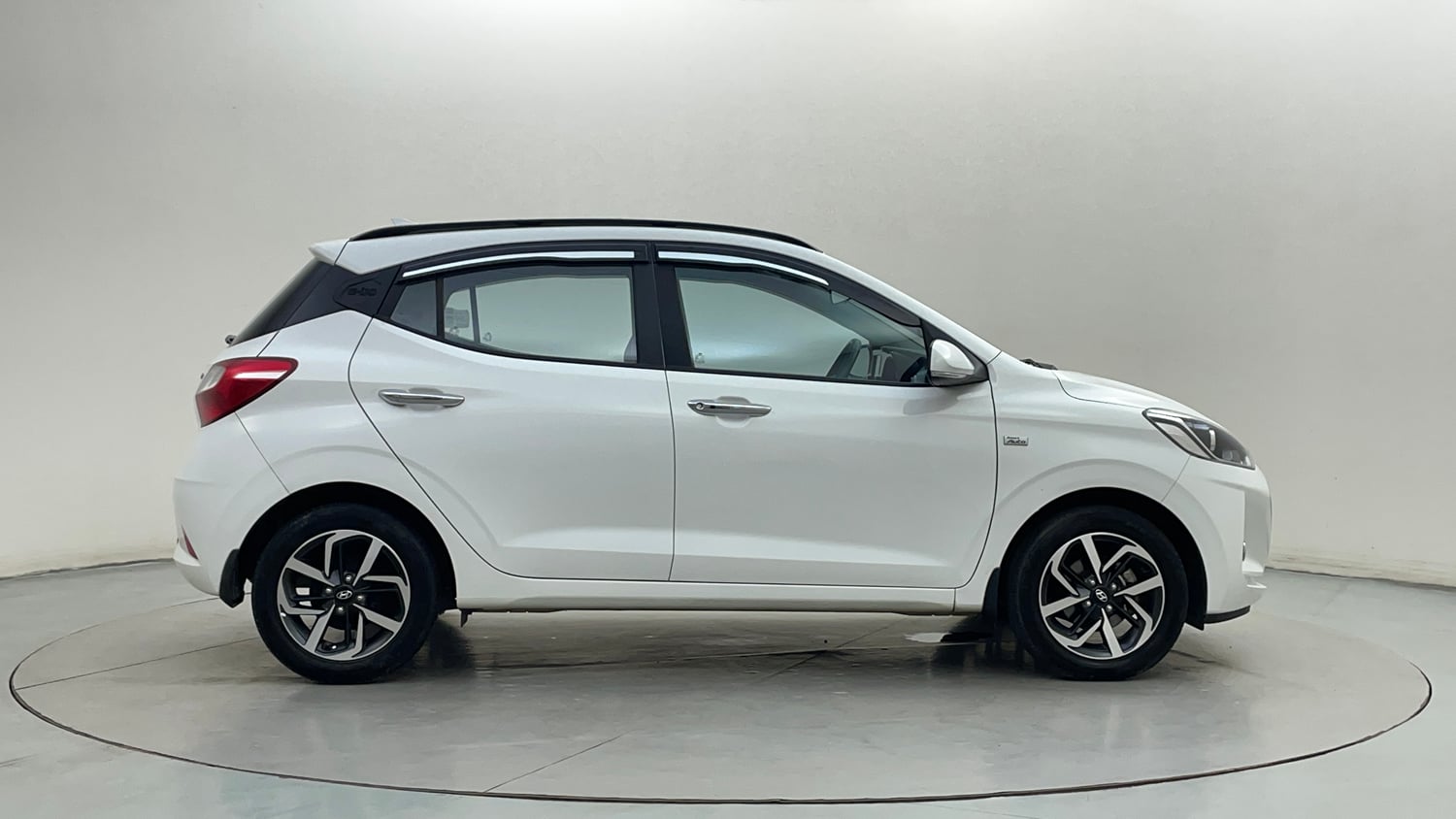 Used 2022 Hyundai Grand i10 Nios Asta AMT 1.2 Kappa VTVT Petrol Automatic exterior RIGHT SIDE VIEW