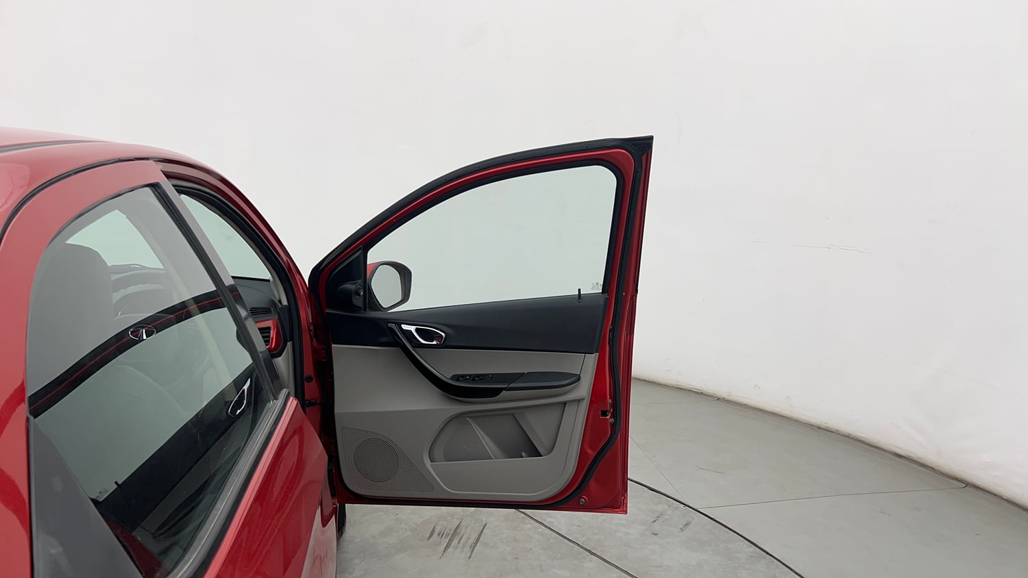 Used 2018 Tata Tiago Revotron XZ Petrol Manual interior RIGHT FRONT DOOR OPEN VIEW