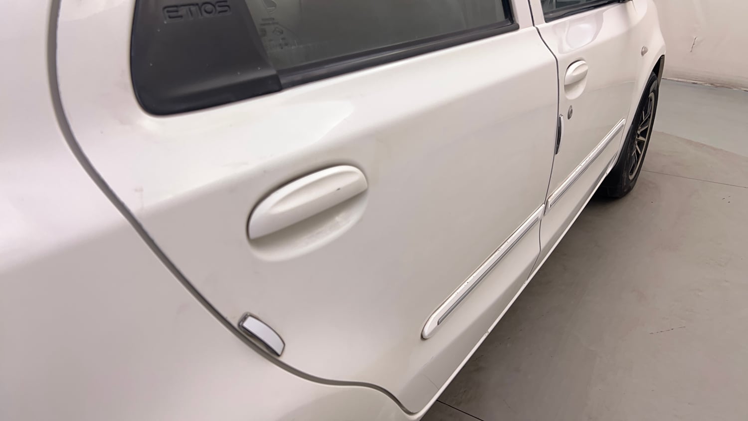 Used 2014 Toyota Etios G Petrol Manual dents MINOR SCRATCH