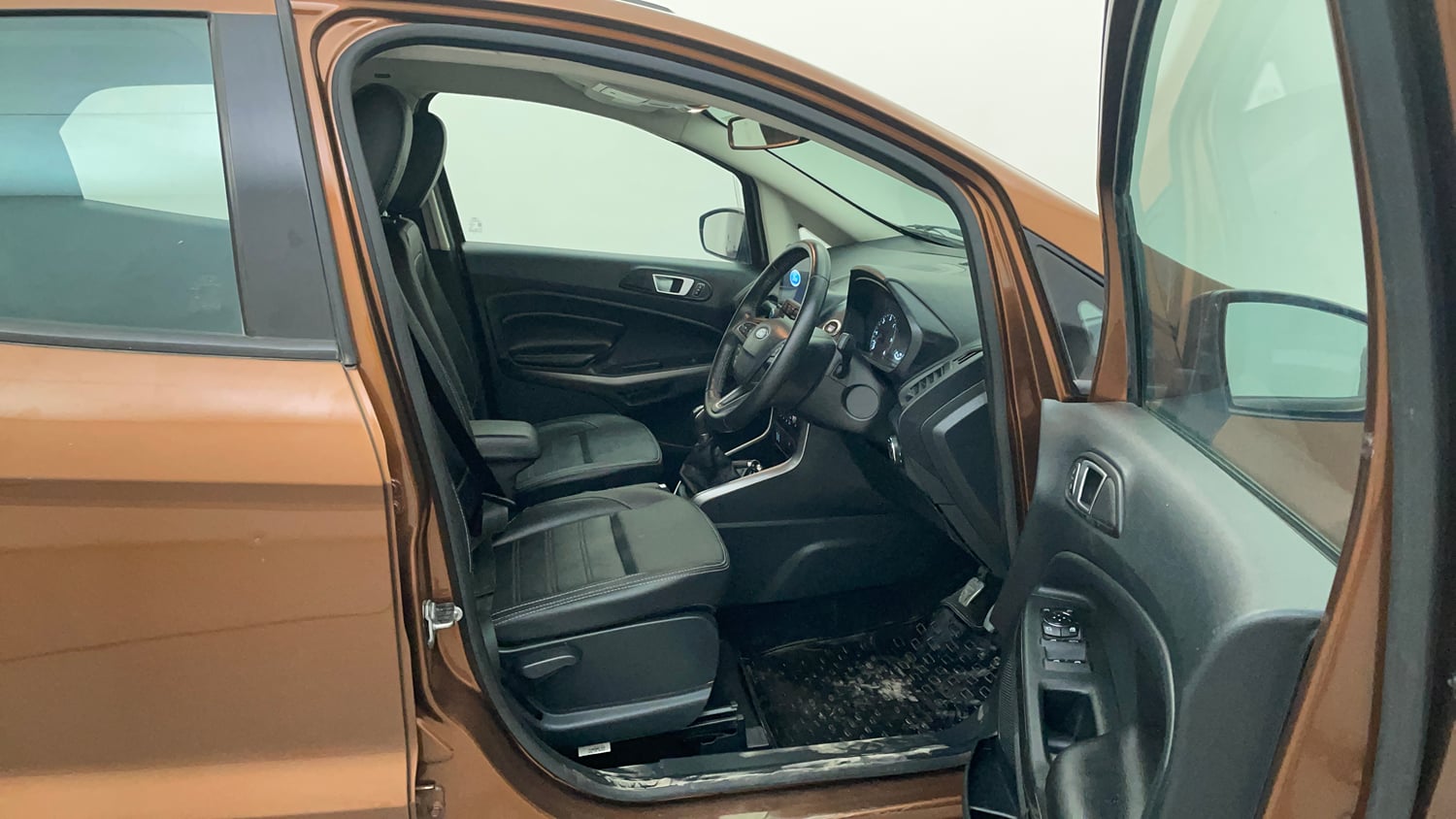 Used 2019 Ford EcoSport Titanium + 1.5L TDCi Diesel Manual interior RIGHT SIDE FRONT DOOR CABIN VIEW